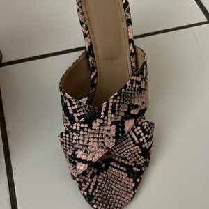 Crocodile pattern mules with comfy heels